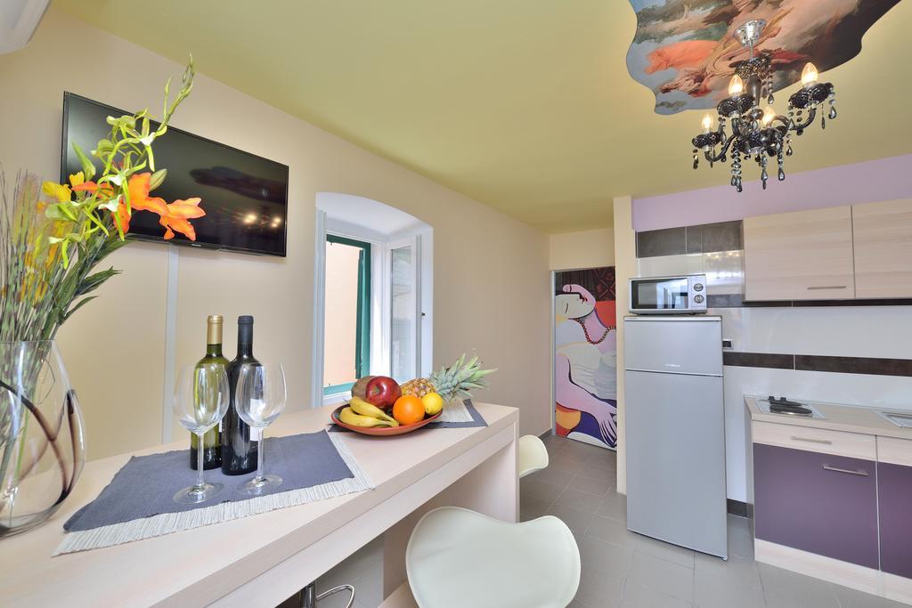 Apartments Carpe Diem Novigrad  Camera foto