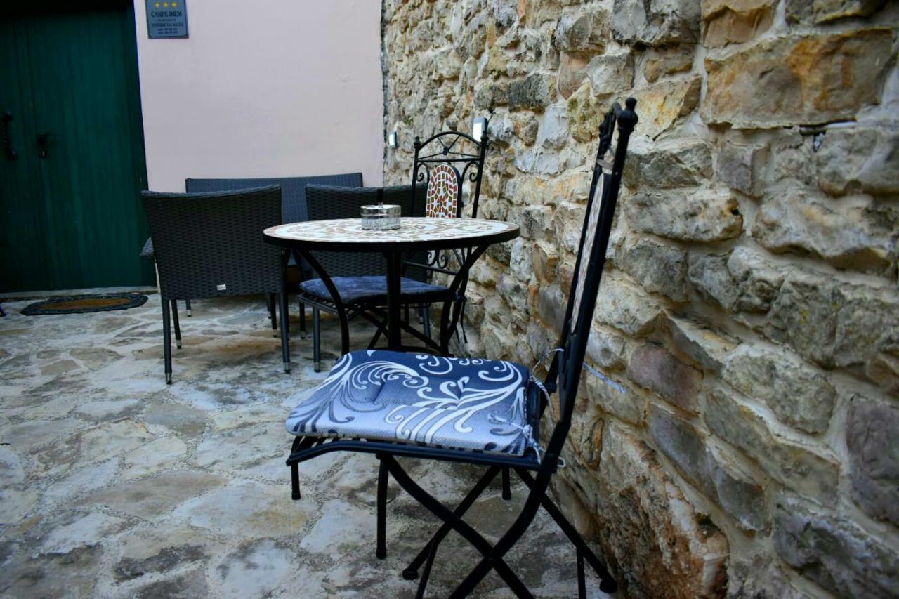 Apartments Carpe Diem Novigrad  Esterno foto
