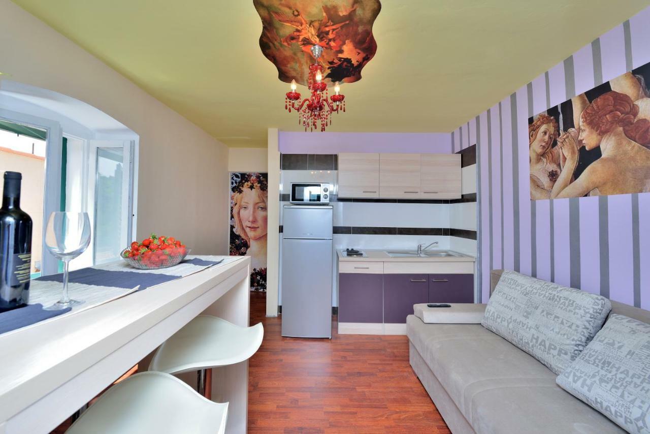 Apartments Carpe Diem Novigrad  Esterno foto